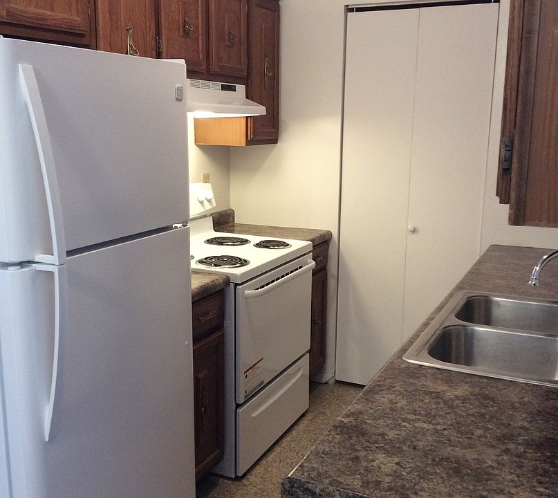1st image of 2147 Meadow Ln APT 4
