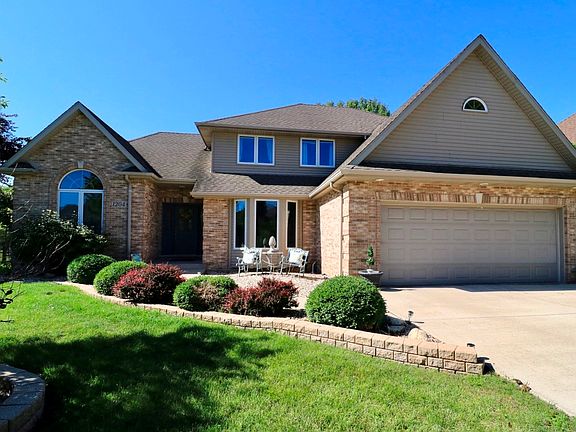 3rd image of 1204 Buckingham Ct