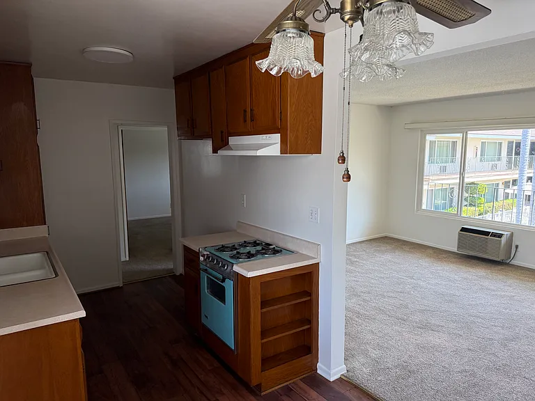 Bostonian Apartments — Photo 12