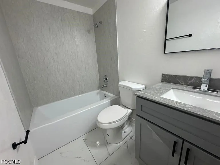 734 Ichabod Ave S — Photo 8