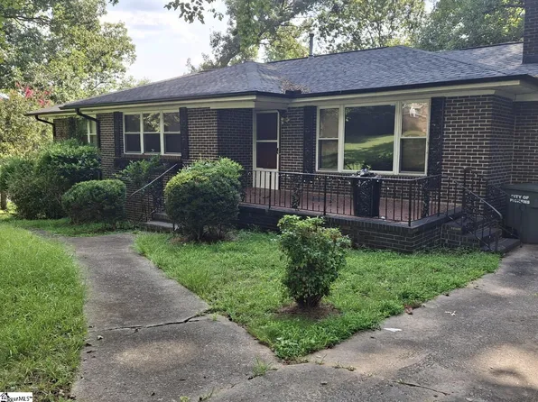 211 Thomas Rd, Pickens, SC 29671