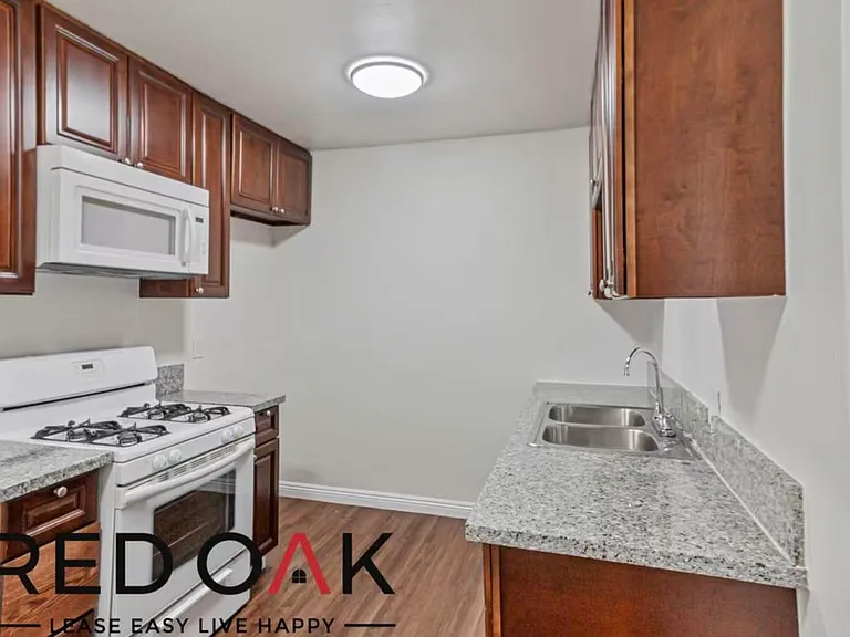236 N San Gabriel Ave #20 — Photo 7