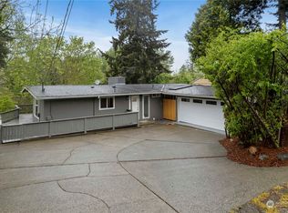 735 Alvord Ave N, Kent, WA 98031