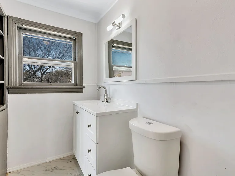 305 N Robinson St — Photo 25