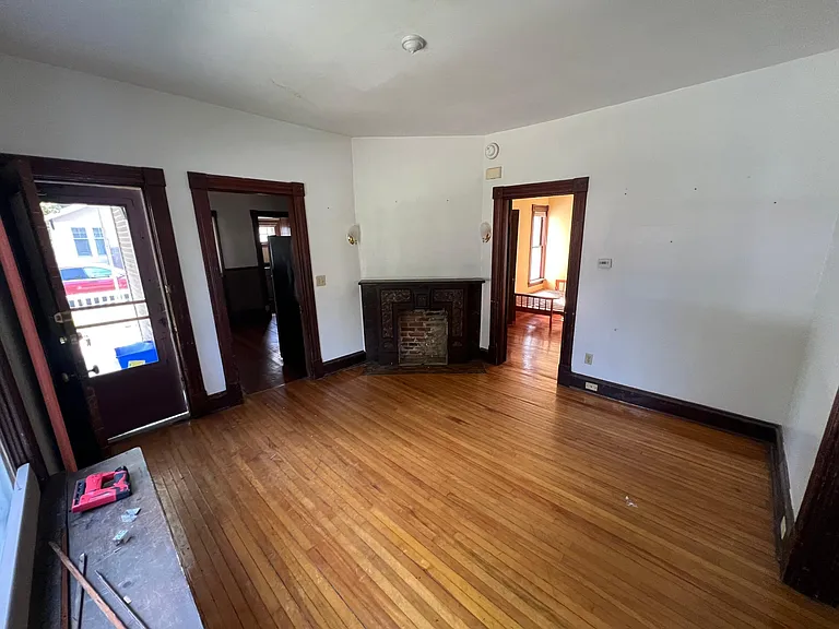 114 N Prospect St #B — Photo 6