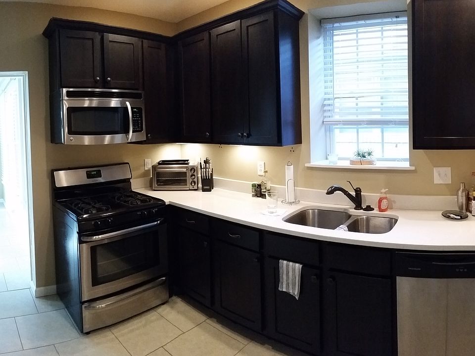 1F Kitchen
