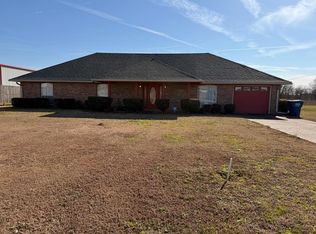 1141 McKnight Rd, Cleveland, MS 38732