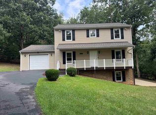 250 Bobcat Ln, Mcgaheysville, VA 22840