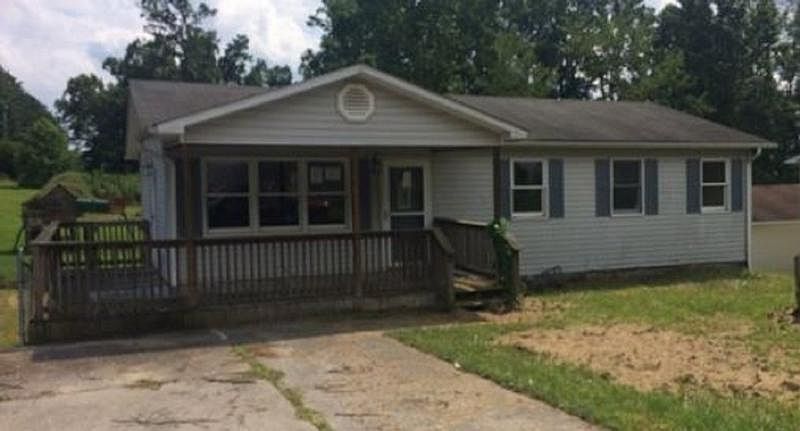 1st image of 316 S Loop Dr