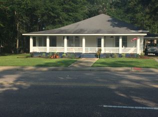 104 Hand Ave, Andalusia, AL 36420