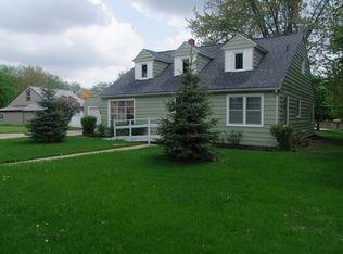 4 Colonial Cir, Storm Lake, IA 50588