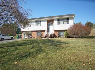 2800 Mud Pike, Christiansburg, VA 24073