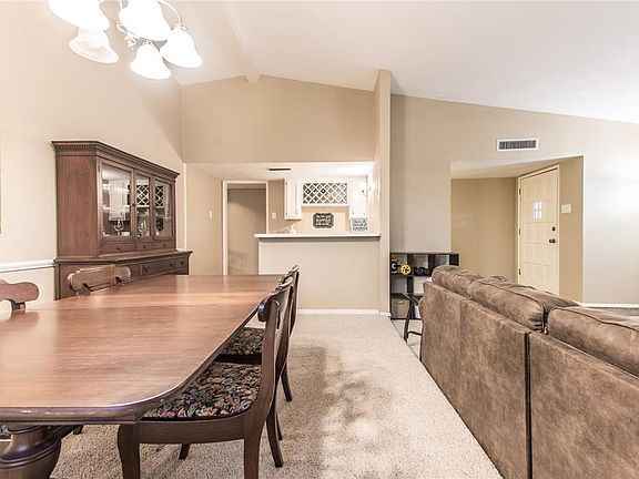 5th image of 5012 Brandenburg Ln