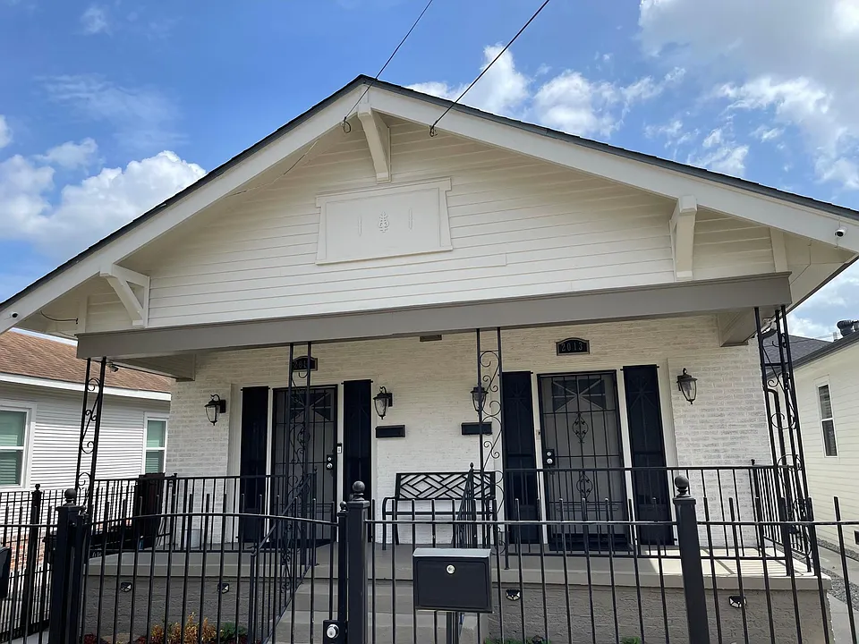 2013 Mandeville St