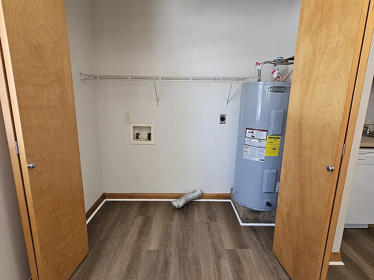 33 Private Drive 8006 #33B — Photo 4