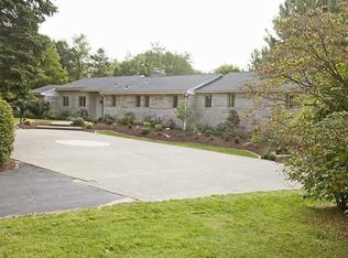 107 Hillcrest Rd, Pittsburgh, PA 15238