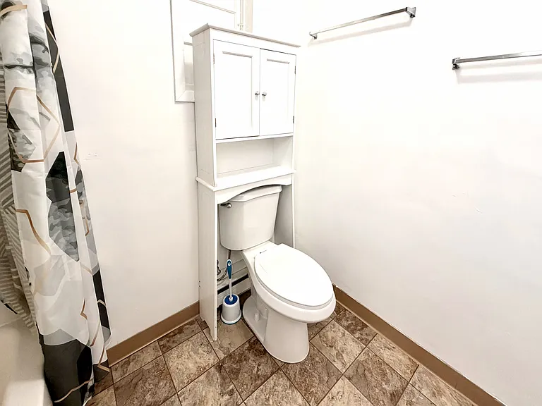 42 Everett St #3 — Photo 8