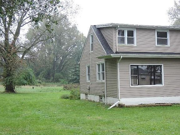 2nd image of 1721 E 158th St