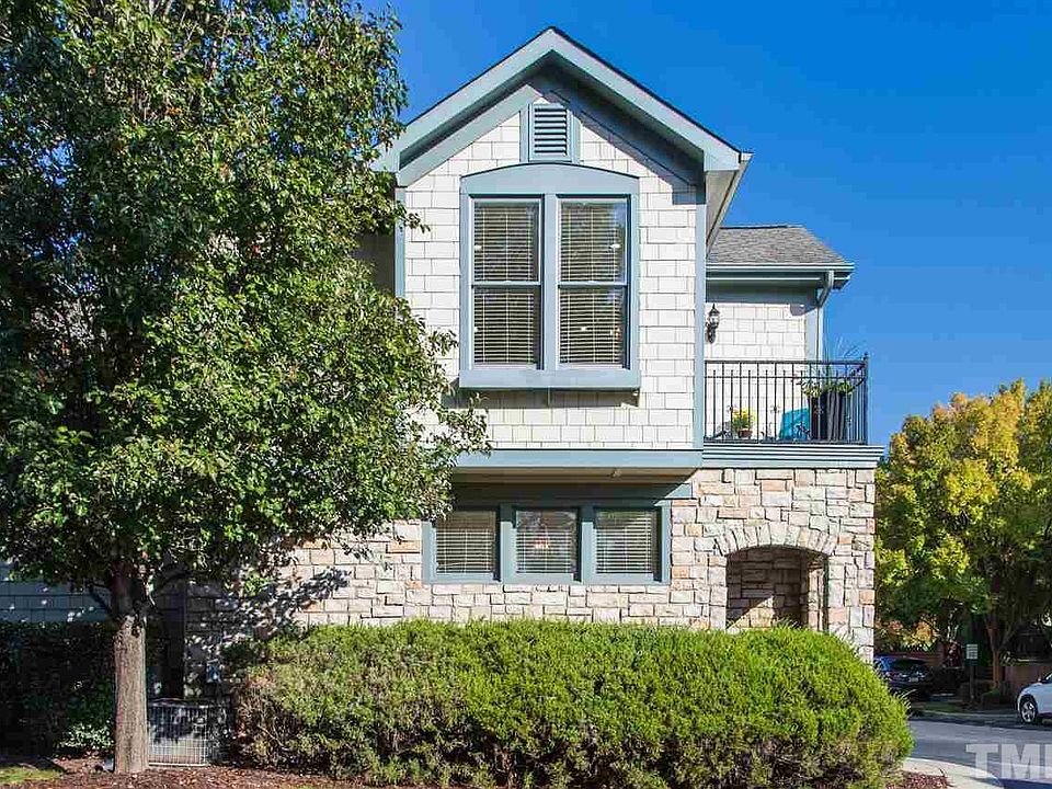 1st image of 208 Presque Isle Ln #208