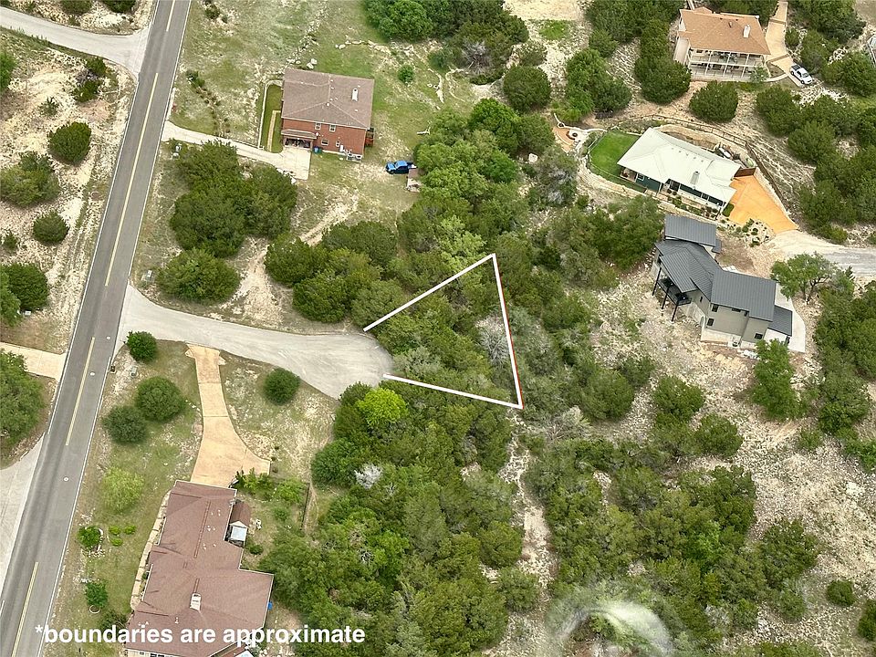2nd image of 20800 Jamestown Cv