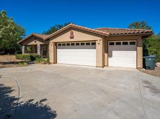 2465 Southern Oak Rd, Ramona, CA 92065