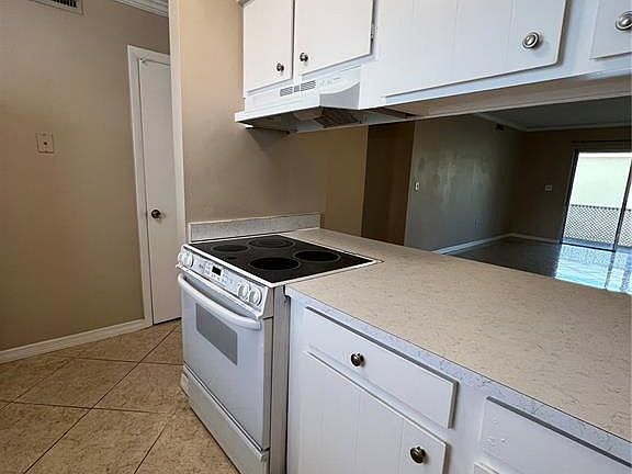 5th image of 1000 Lake Of The Woods Blvd APT D201