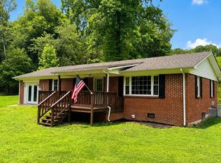 401 McClure St, Red Boiling Springs, TN 37150