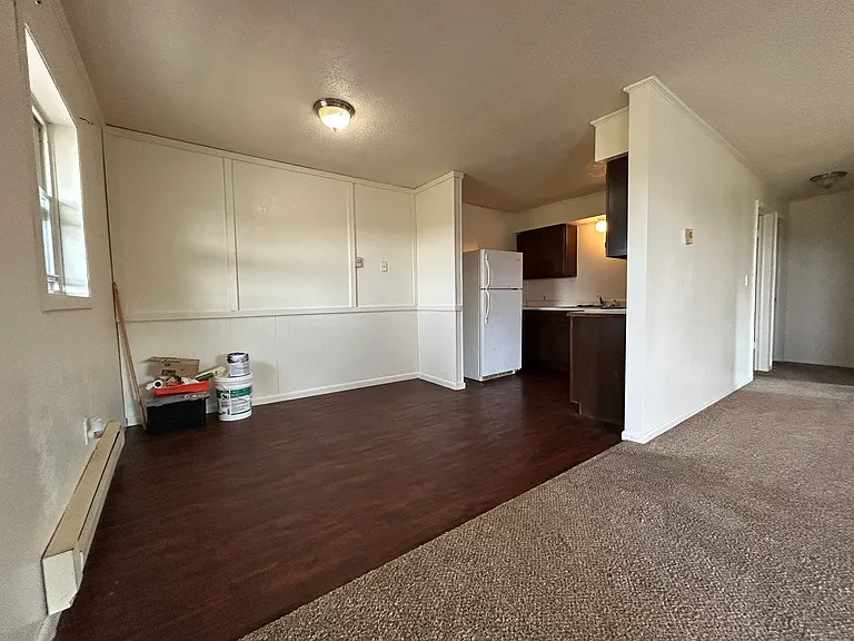 785 S East St #4 — Photo 4