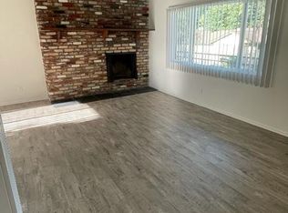 144 E Baseline Rd #11, San Dimas, CA 91773