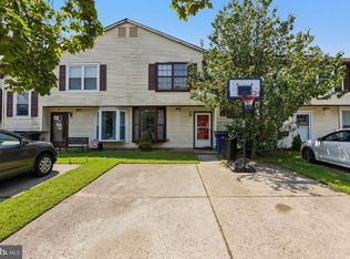 4 Kanabe Dr, Westampton, NJ 08060
