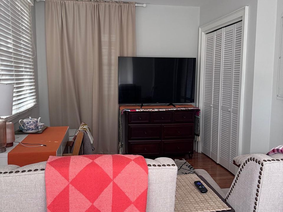 2nd image of 311 River St #2