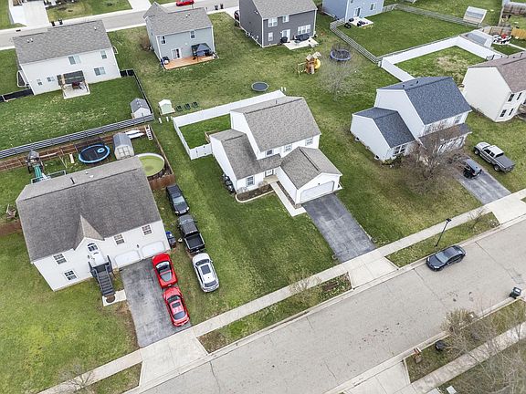 5th image of 52 River Bend Dr