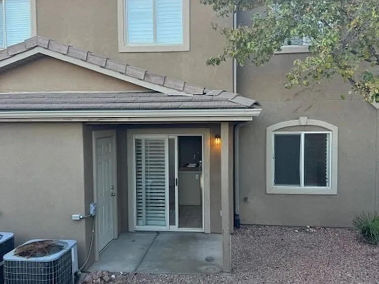 3155 S Hidden Valley Dr #104 — Photo 2