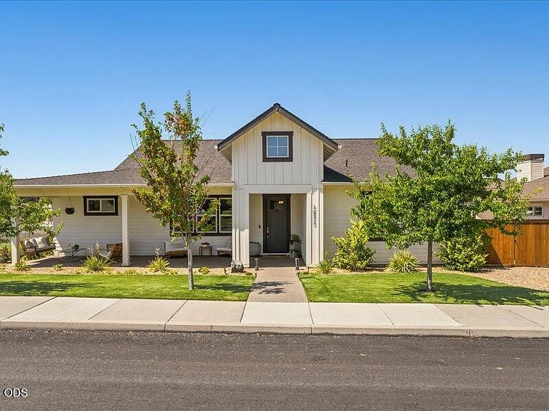 1st image of 3573 SW 47th St