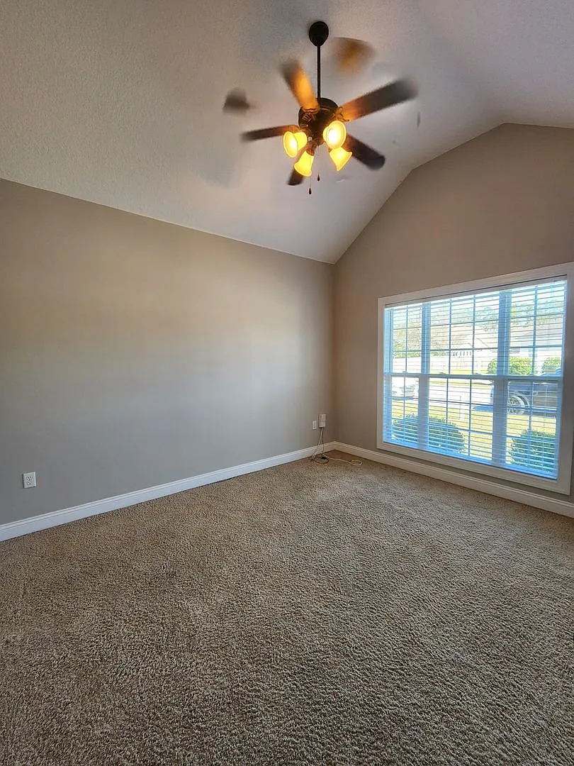 Charming 3-Bedroom Home with Modern Features in Valdosta — Photo 4