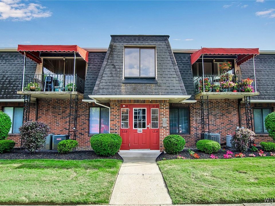 1st image of 21B Foxberry Dr