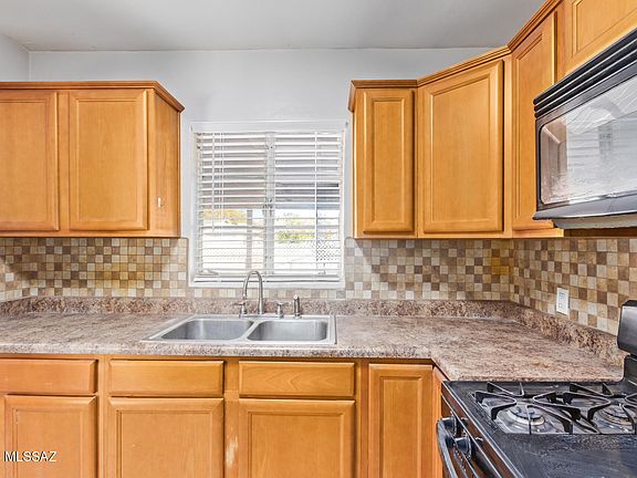 5th image of 2549 E Sylvia St