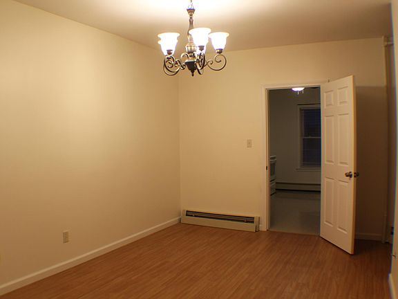 4th image of 57 Orange St