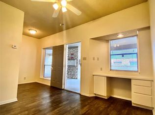 2604 Salado St APT 102, Austin, TX 78705