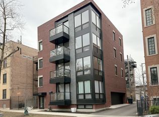 3710 N Kenmore Ave #3, Chicago, IL 60613