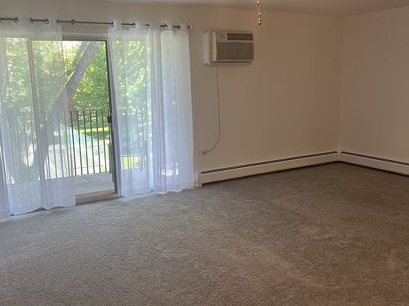 3rd image of 1053 W Ogden Ave APT 339