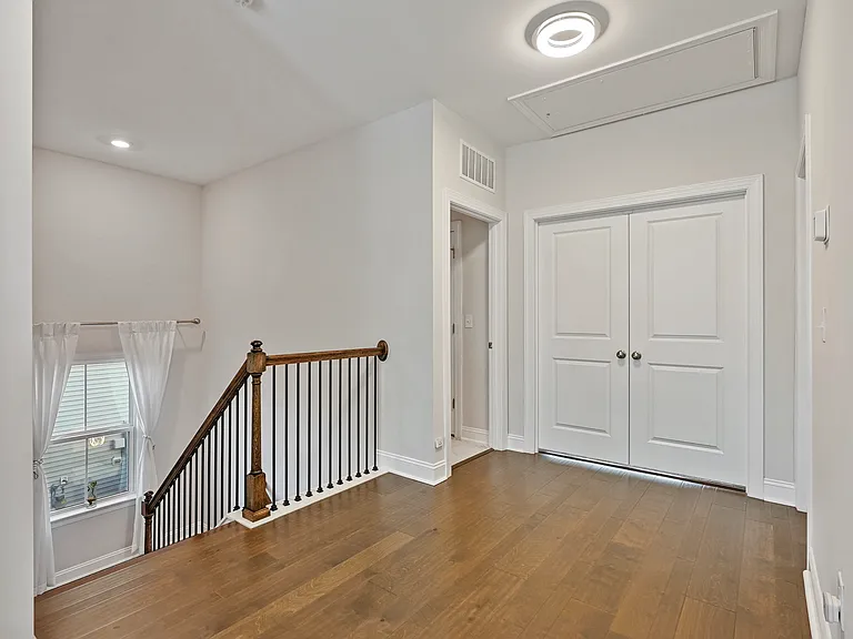 2016 Delaney Hills Ln — Photo 8