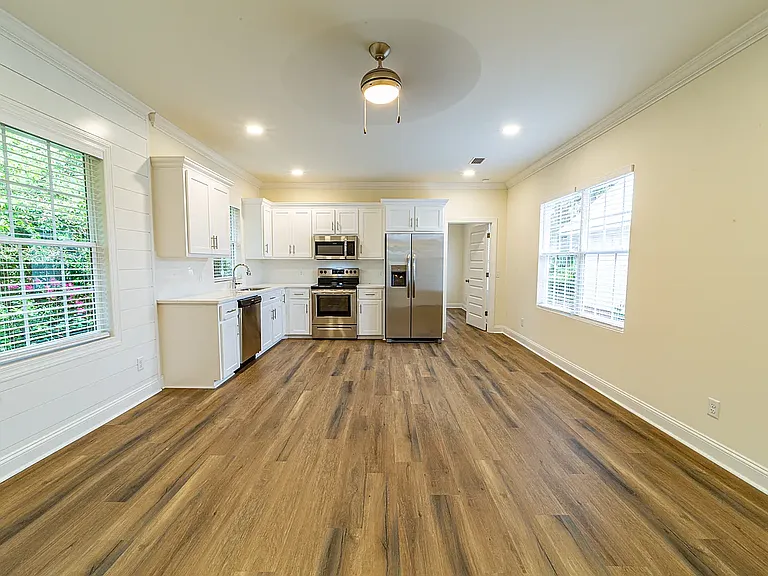 316 Palm St — Photo 24