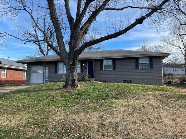 3505 S Bowen St, Independence, MO 64055