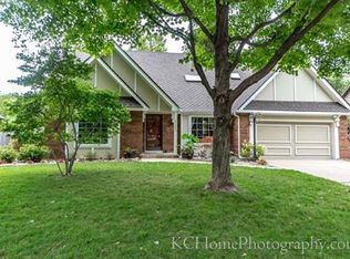 11298 Hemlock St, Overland Park, KS 66210