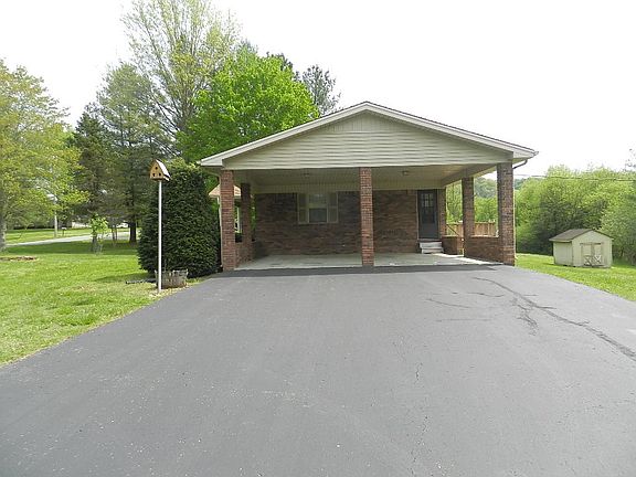 4th image of 343 Anderson Village Ln