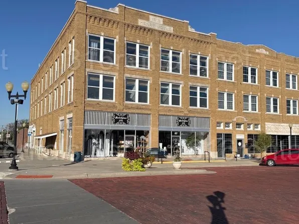 State Street Apartments, 106 W 6th Ave APT 205, Augusta, KS 67010