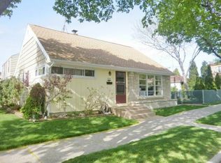 3178 S 28th St, Milwaukee, WI 53215