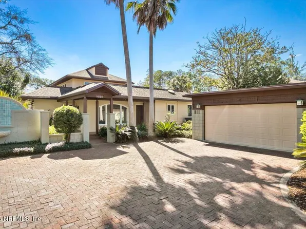 10120 COURTYARDS Place W, Jacksonville, FL 32256
