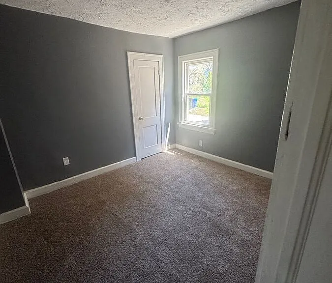11115 Notre Dame Ave #LOWER — Photo 15